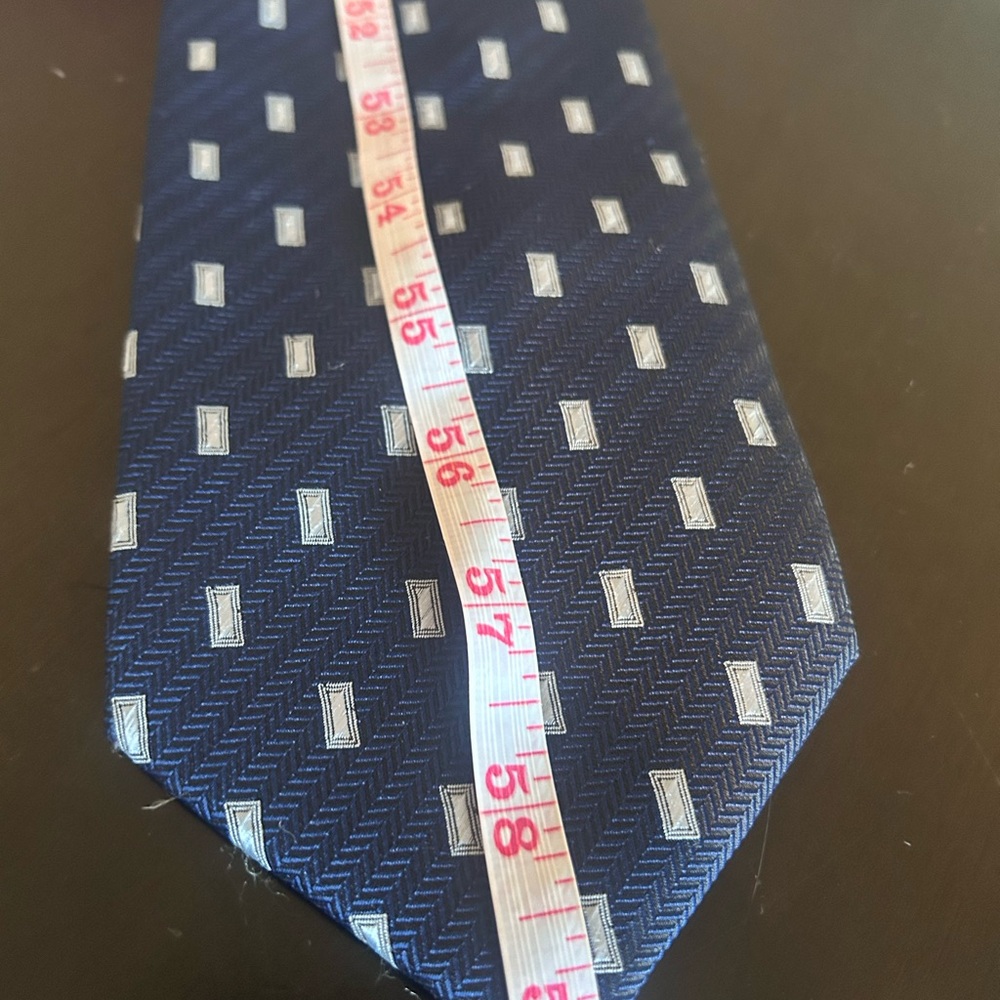 Hugo Boss Vintage 90s Made in Italy 100% Silk Classic Navy Geometric Print Tie - Picture 7 of 7